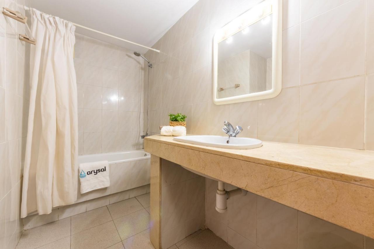 Apartamentos Varadero Arysal Salou Exterior photo