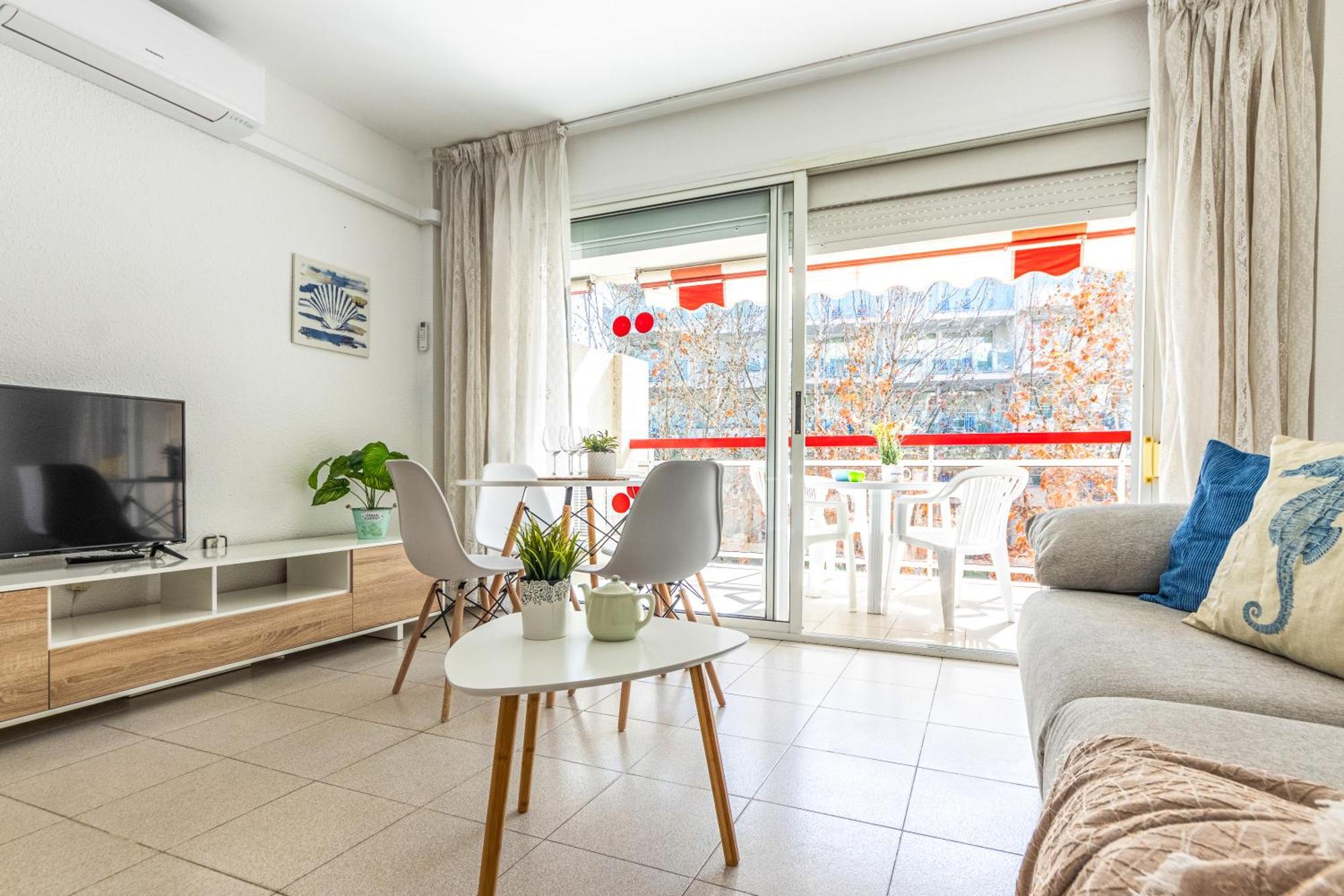 Apartamentos Varadero Arysal Salou Exterior photo