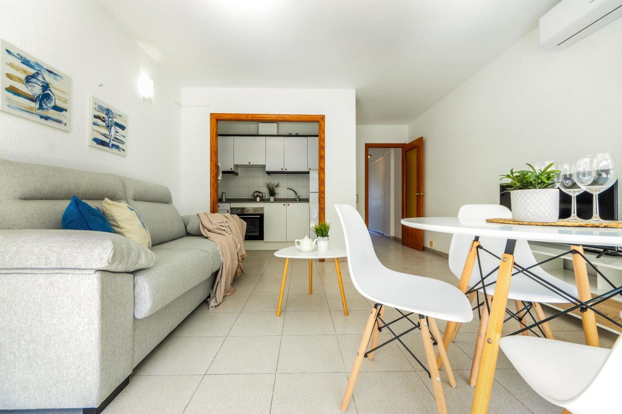 Apartamentos Varadero Arysal Salou Exterior photo